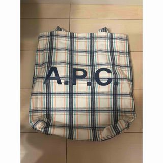 A.P.C（チェック ・ トートバッグ）のフリマアイテム一覧