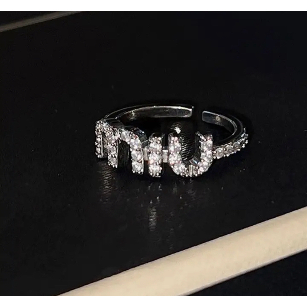 MIU MIU - 新品未使用！miumiuリング♡シルバー♡ミュウミュウ指輪☆の