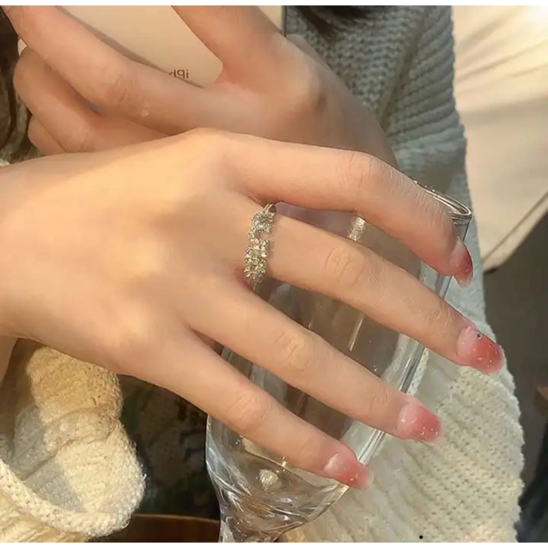 MIU MIU - 新品未使用！miumiuリング♡シルバー♡ミュウミュウ指輪☆の