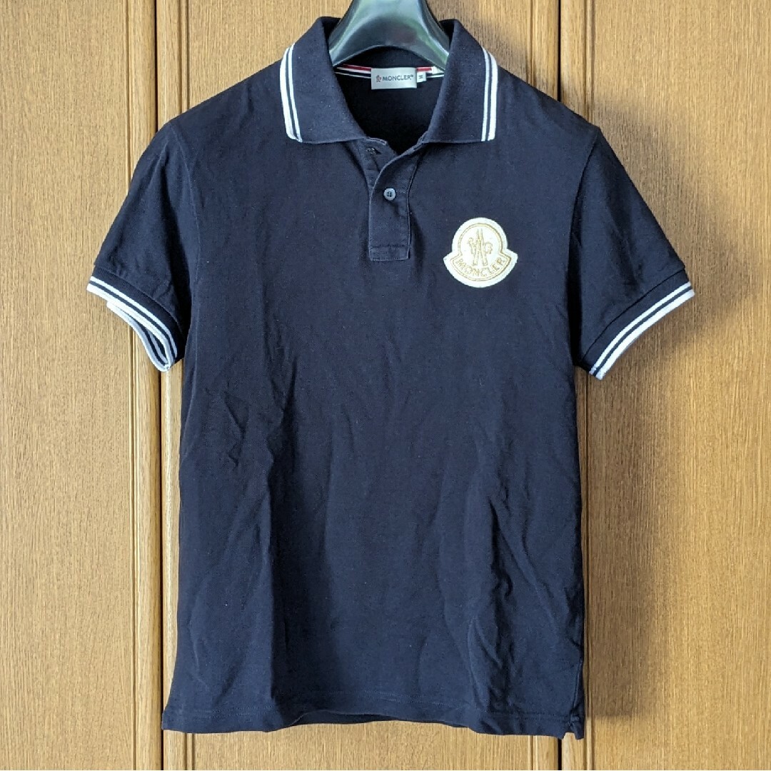 MONCLER - モンクレール 半袖ポロシャツ ゴールド 金色 ブランドマーク