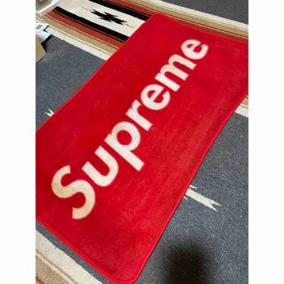 Supreme（ラグ）のフリマアイテム一覧