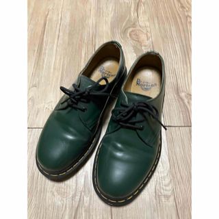 Dr.Martens（グリーン・カーキ/緑色系）のフリマアイテム一覧
