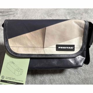 FREITAG - FREITAGフライターグメッセンジャーバッグF18 REXシルバー