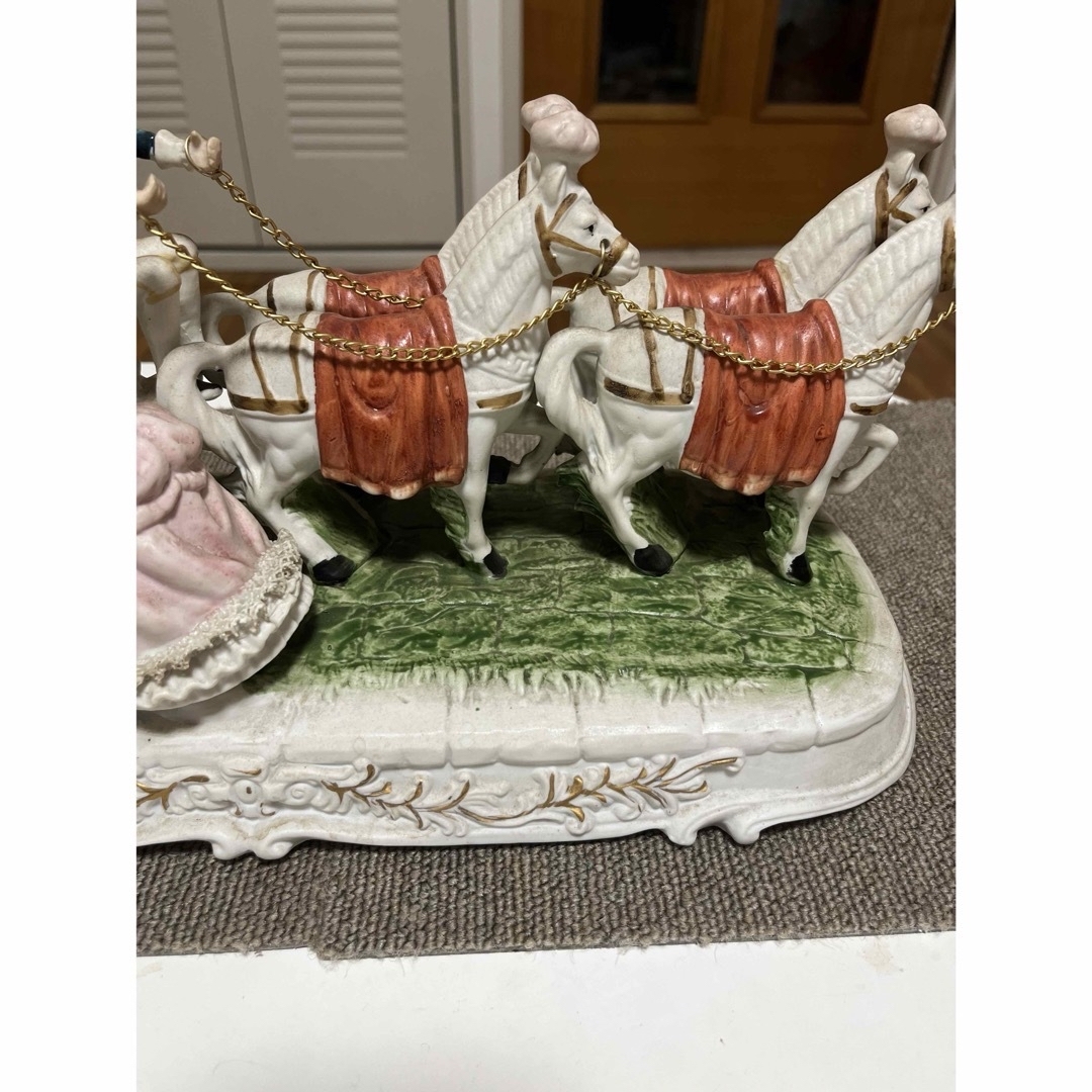 加藤工芸 瀬戸マイセン 4頭立て馬車 レース衣装貴婦人 紳士 馬車