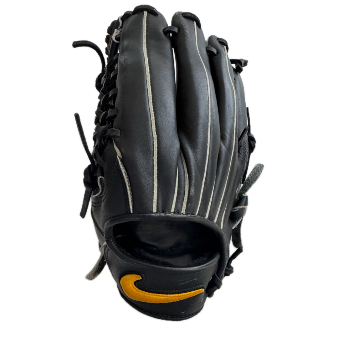 1136 ナイキ ダイヤモンドチッパー 型抜群 極美品 軟式 内野手用