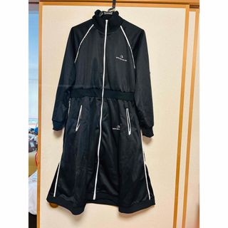 2562101560.jpg?1745136077