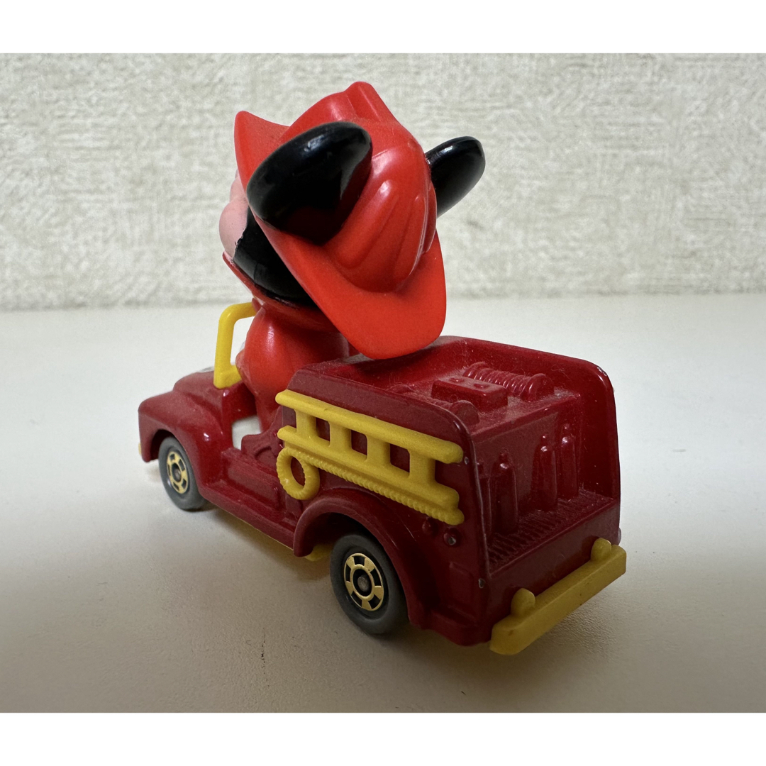 ミッキーと消防士 消防士へのトリュビュート彫刻 激レア ミッキーと