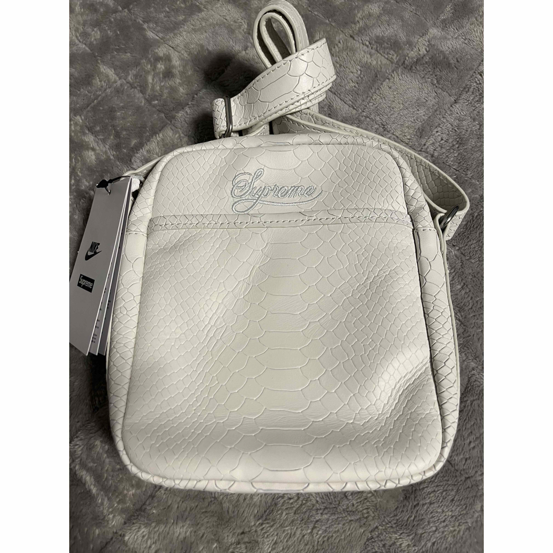 Supreme - Supreme x Nike Leather Shoulder Bag 白の通販 by U