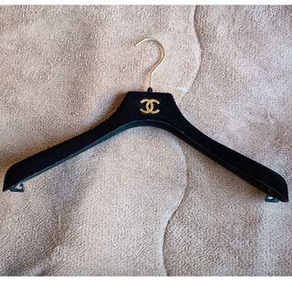 CHANEL（押し入れ収納/ハンガー）のフリマアイテム一覧