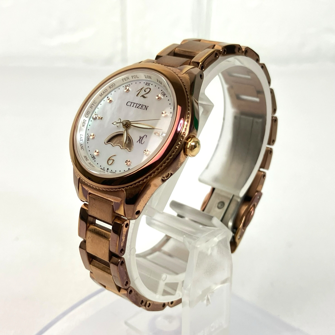 CITIZEN - 【美品】CITIZEN 電波ソーラー式腕時計 クロスシー ムーン