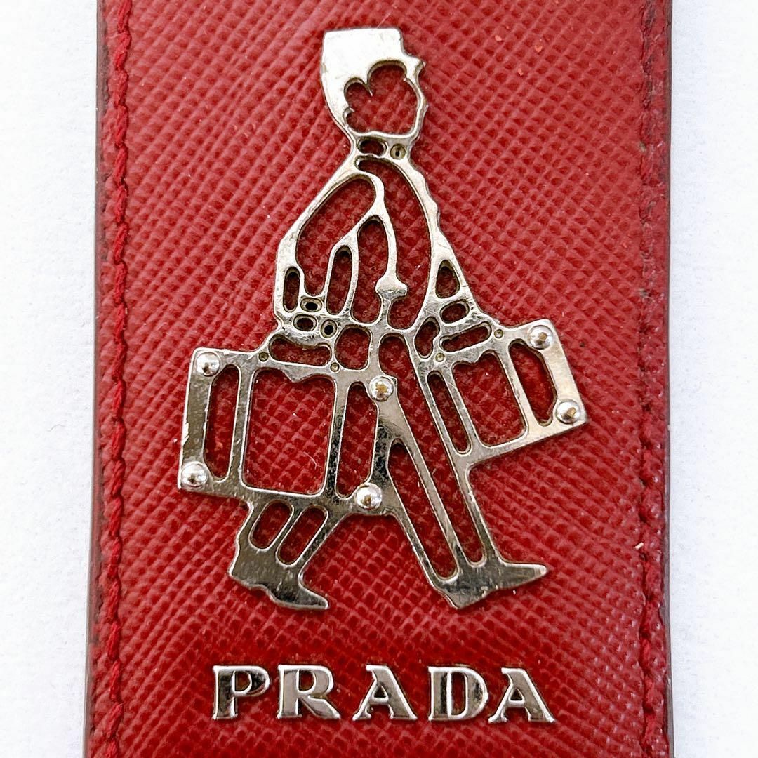 希少色】PRADA キーリング サフィアーノ 最新 ホテルマン ドアマン 赤