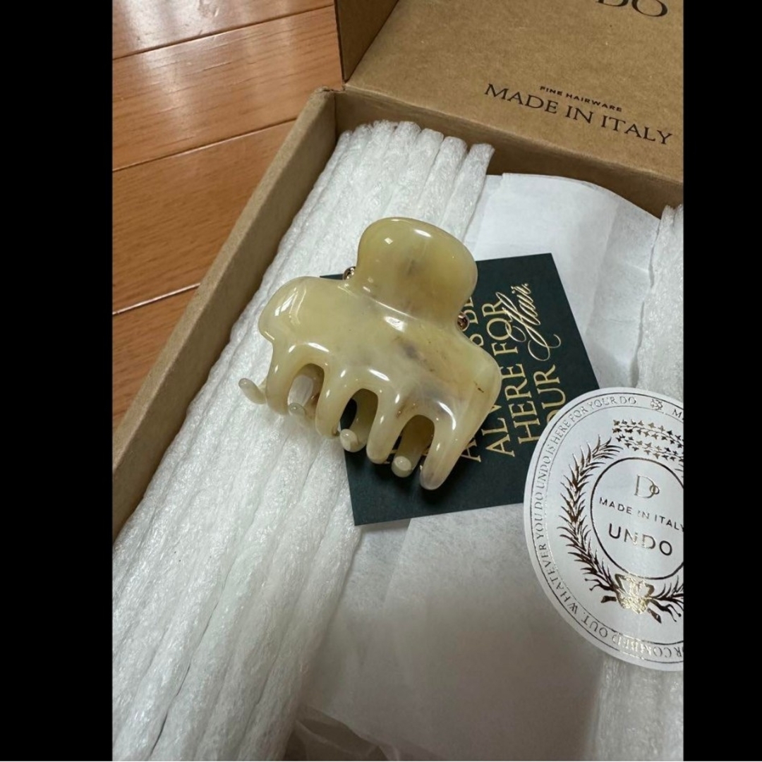 UNDO HAIRWARE NO. 2 CLAW CLIP UNDO Hairware No. 2 Claw Clip