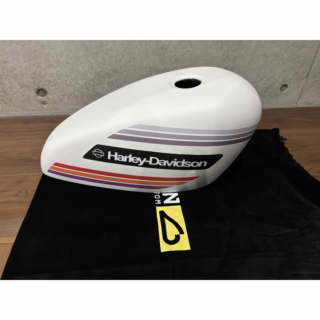 Harley Davidson - 【入荷】サイモンカスタム社製タンクカバーXL883N