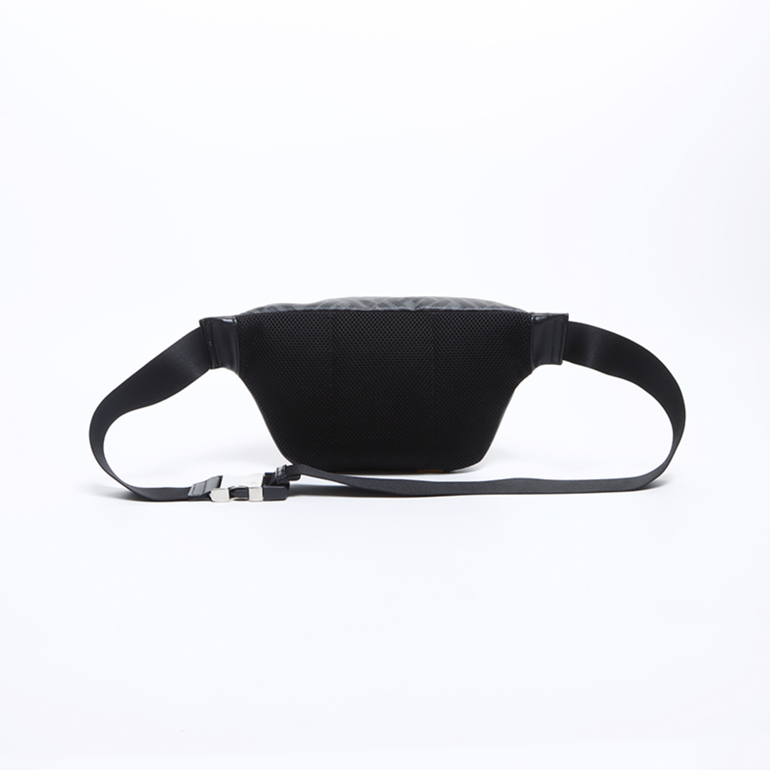 FENDI - フェンディ FENDI ズッカ ウエストバッグ【中古】の通販 by