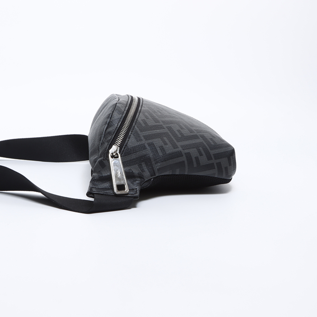 FENDI - フェンディ FENDI ズッカ ウエストバッグ【中古】の通販 by