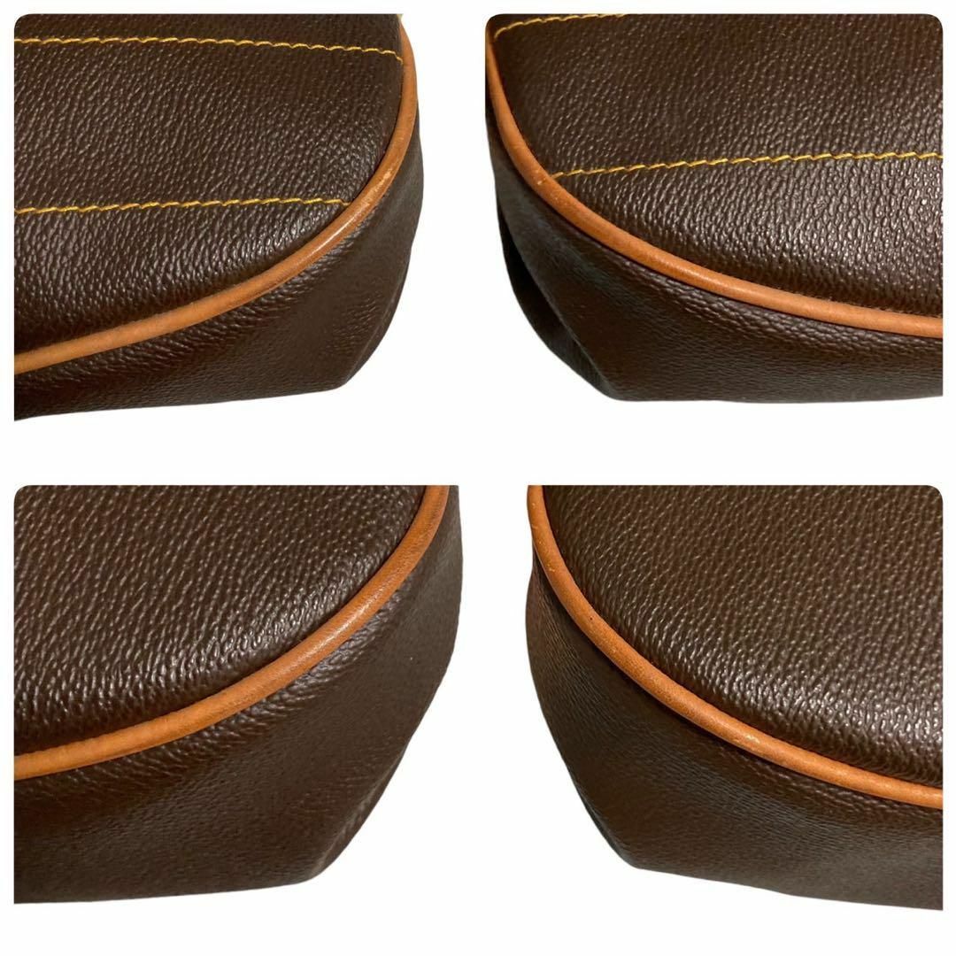 HUNTING WORLD - 極美品 希少レア ハンティングワールド ショルダー