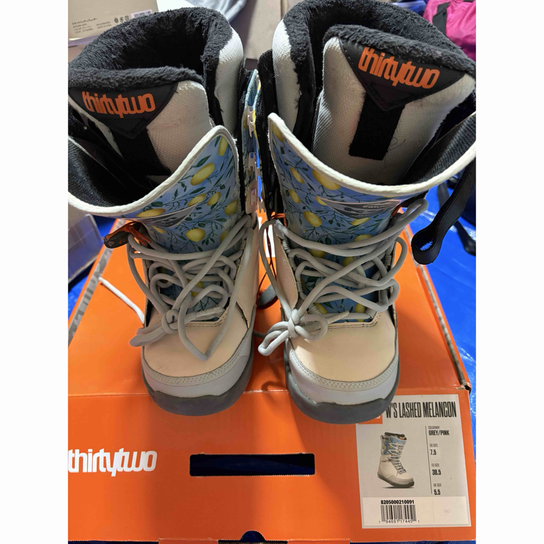 スノーボード 23.5 THIRTY TWO LASHED MELANCON スノーボード 23.5