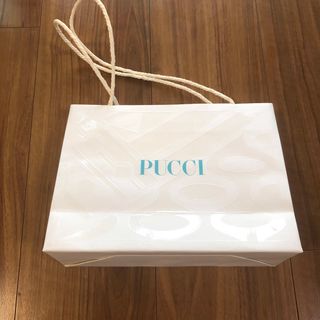 EMILIO PUCCI（ショップ袋）のフリマアイテム一覧