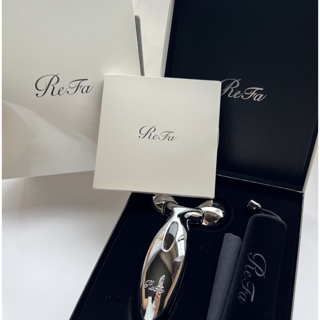 ReFa - ⭐️新品・未使用品⭐️ReFa リファ 小顔ローラー 箱付き発送の