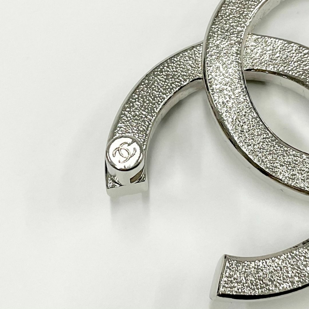 CHANEL - 9716 シャネル ブローチ ココマーク ラインストーン シルバー