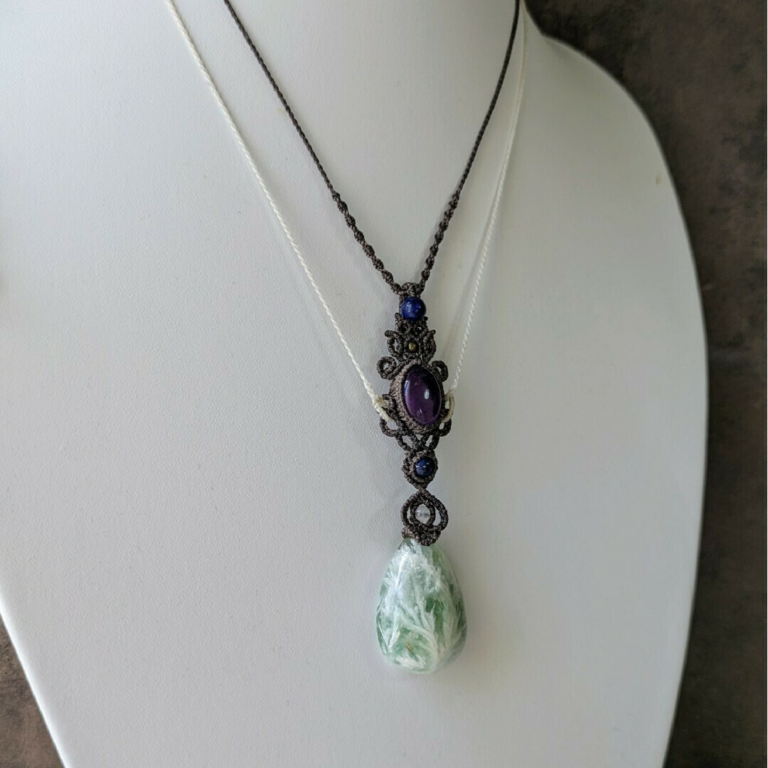 1259 エンジェルフェザーマクラメハンドメイドネックレス エンジェル