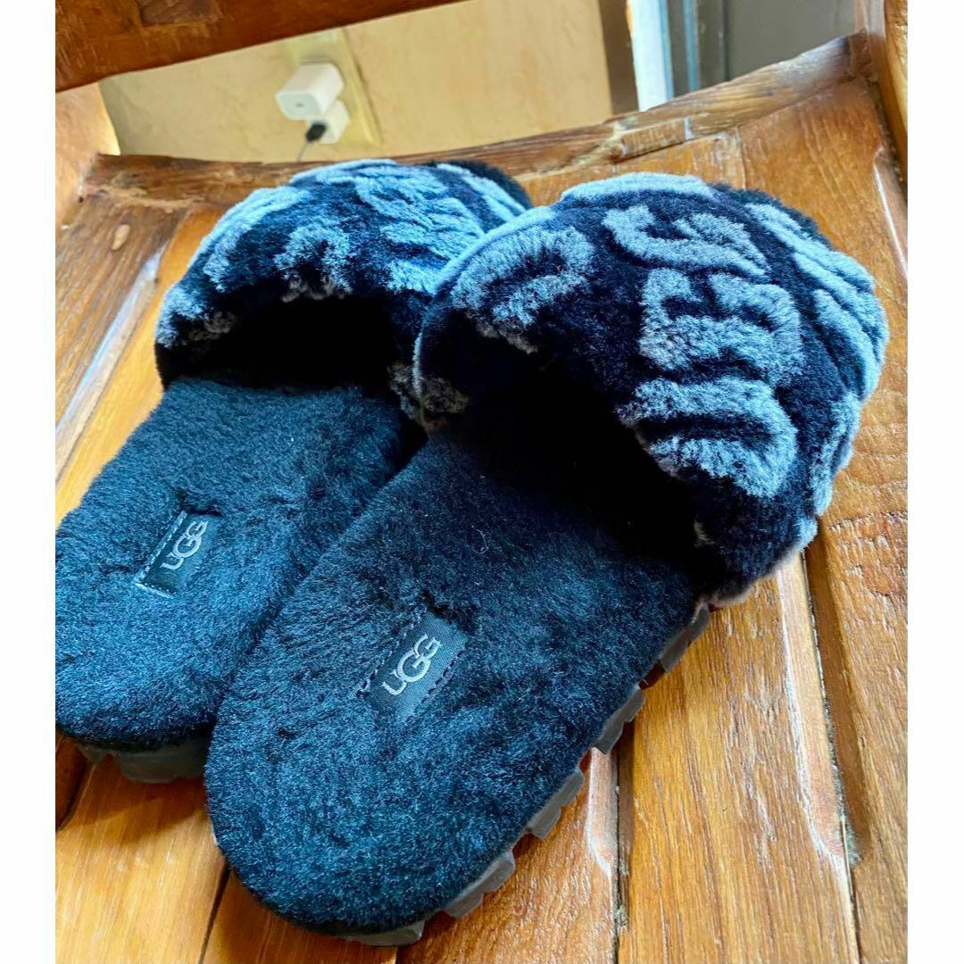 UGG - 激レア✨ロゴいっぱい✨24～25cm素足✨超美品✨UGG✨コゼッタ