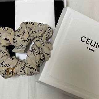 CELINE（ヘアゴム/シュシュ）のフリマアイテム一覧