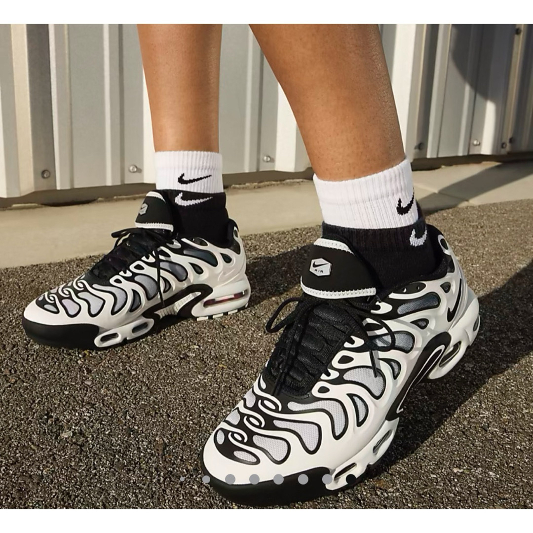 NIKE - 木曜18時終了 定価22330円【新品】ナイキ エア マックス プラス