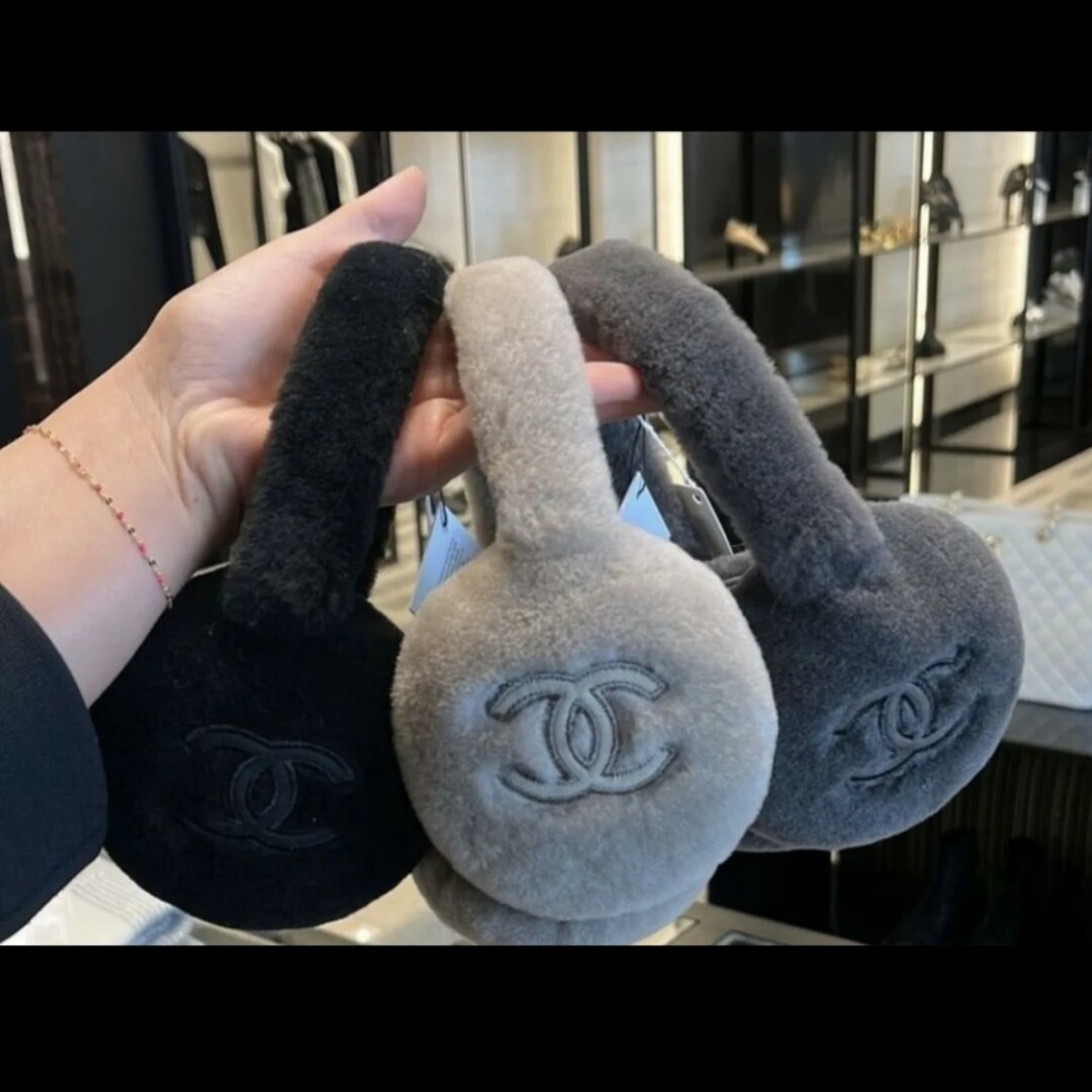 CHANEL - CHANEL イヤーマフ 今期最新・入手困難 ココネージュ 新品の