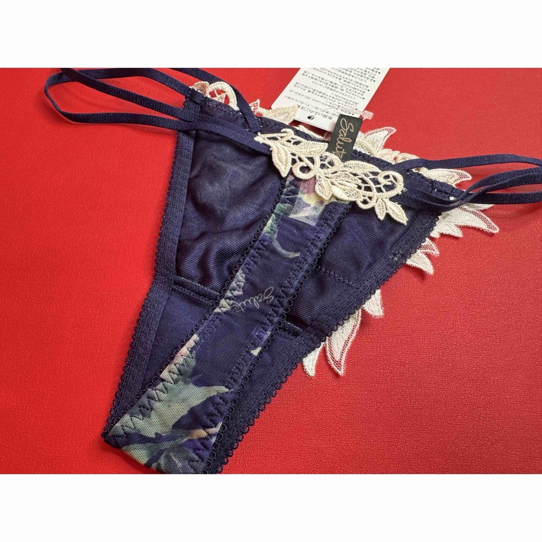 Wacoal - サルート 62グループ アールデコ E70&ソングM KO 初代ロゴ