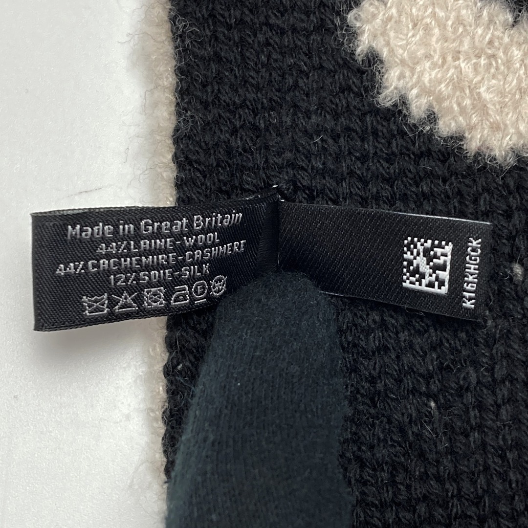 CHANEL - CHANEL シャネル ロゴ カメリア マフラー ベージュ×ブラック