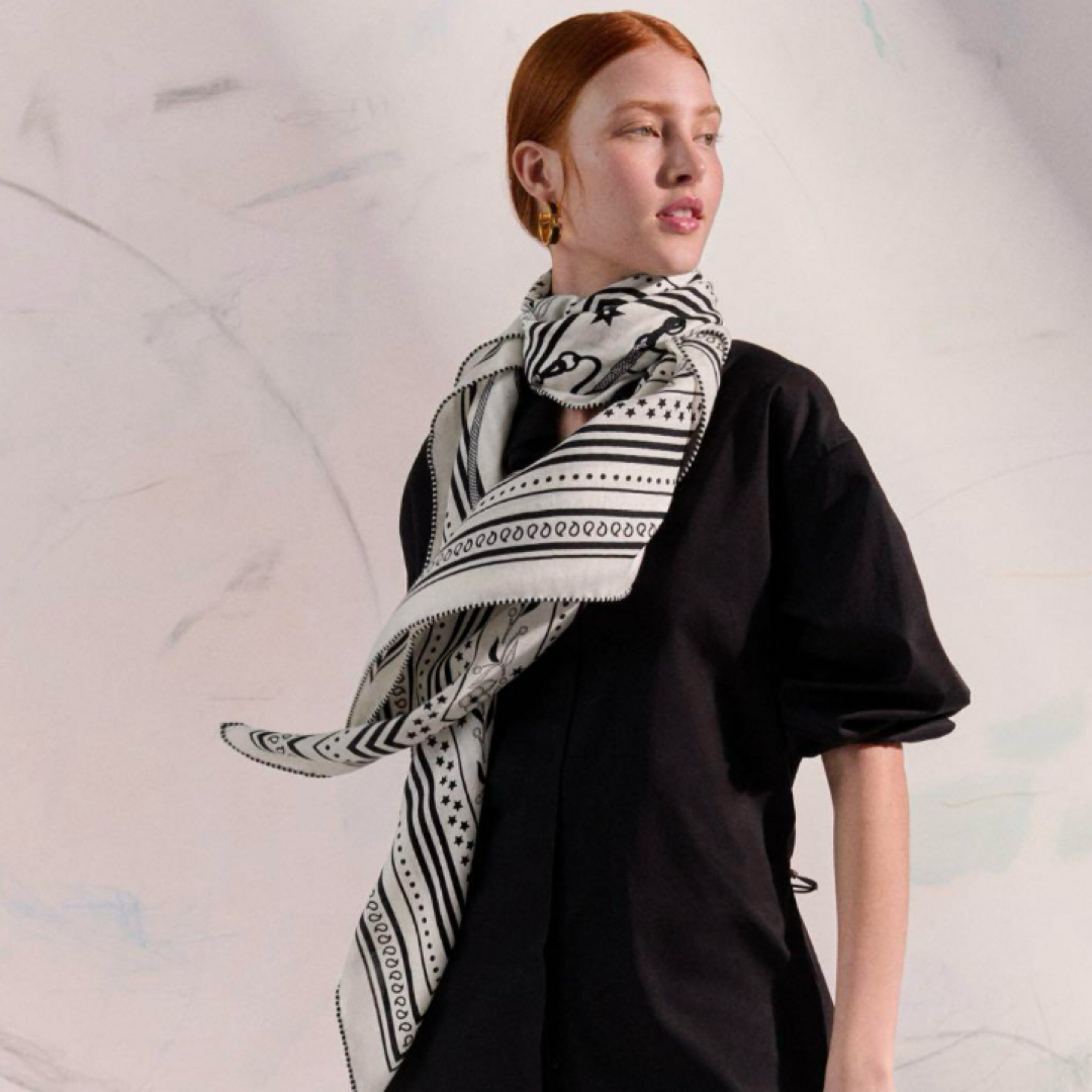 HERMES - 【新品未使用】 エルメス カレジェアン カシシル バンダナ