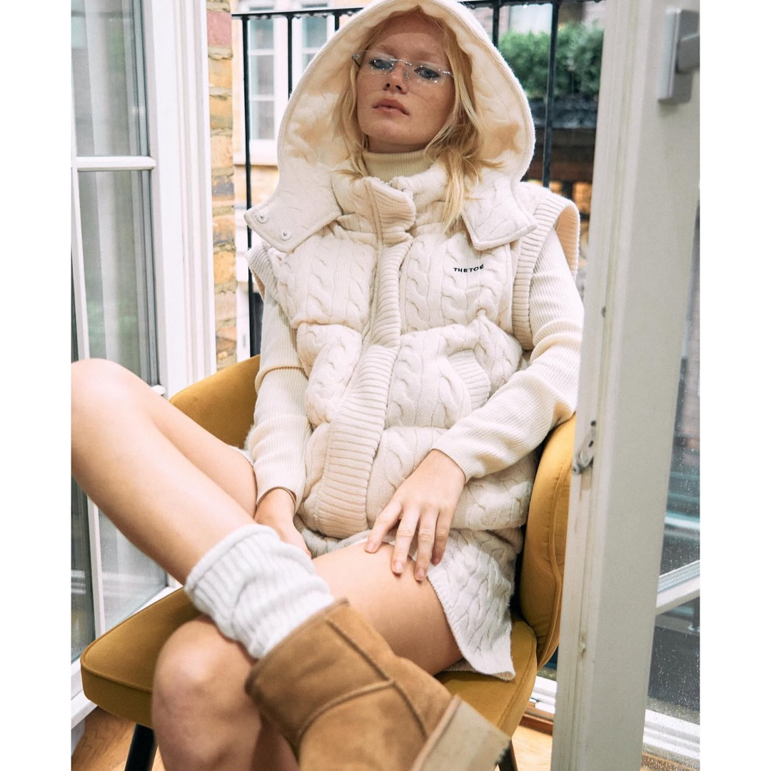 専用です THE TOE ダウンジャケット ホワイトの通販 by ⋆* ｜ラクマ