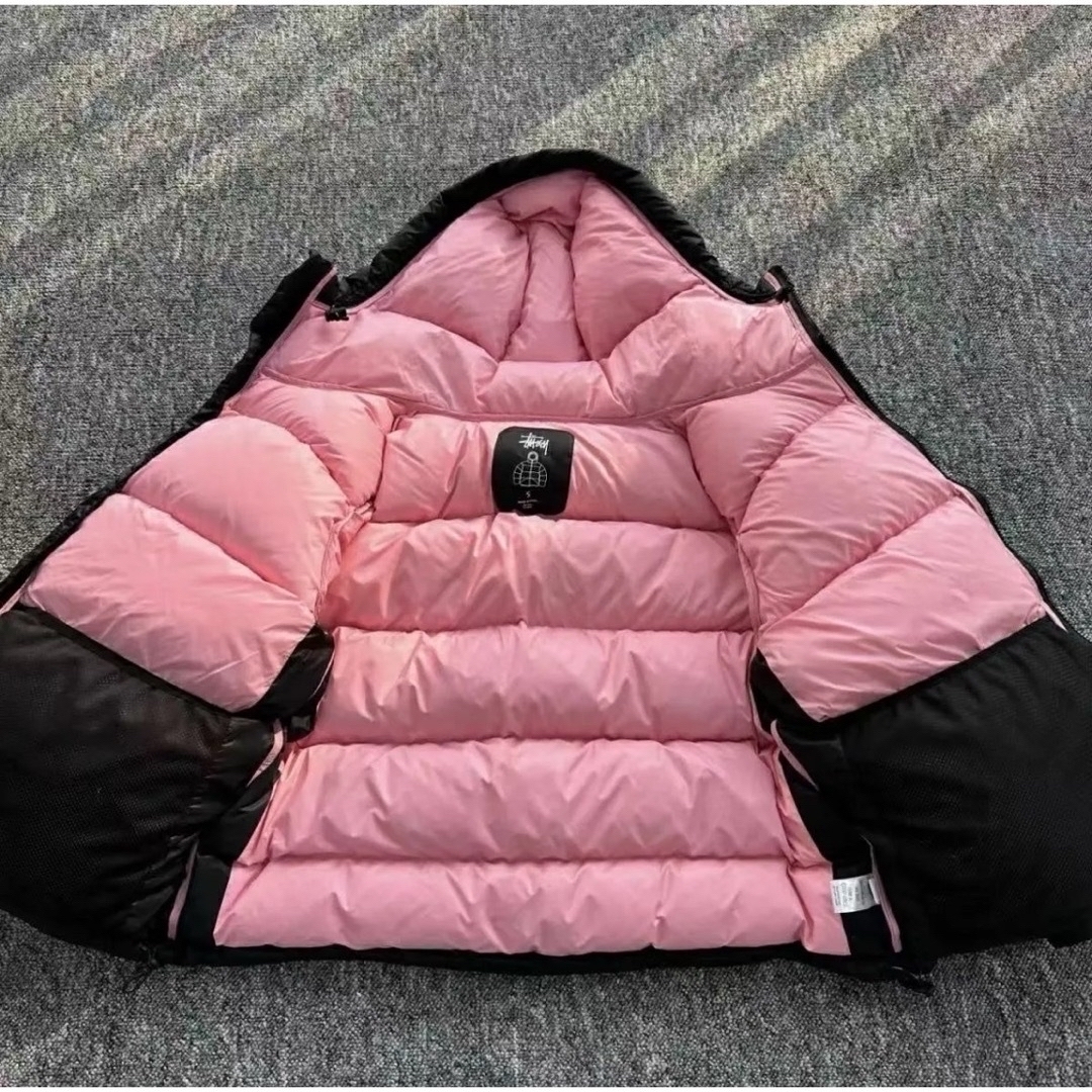 STUSSY - STUSSYダウンの通販 by みのりん's shop｜ステューシーならラクマ