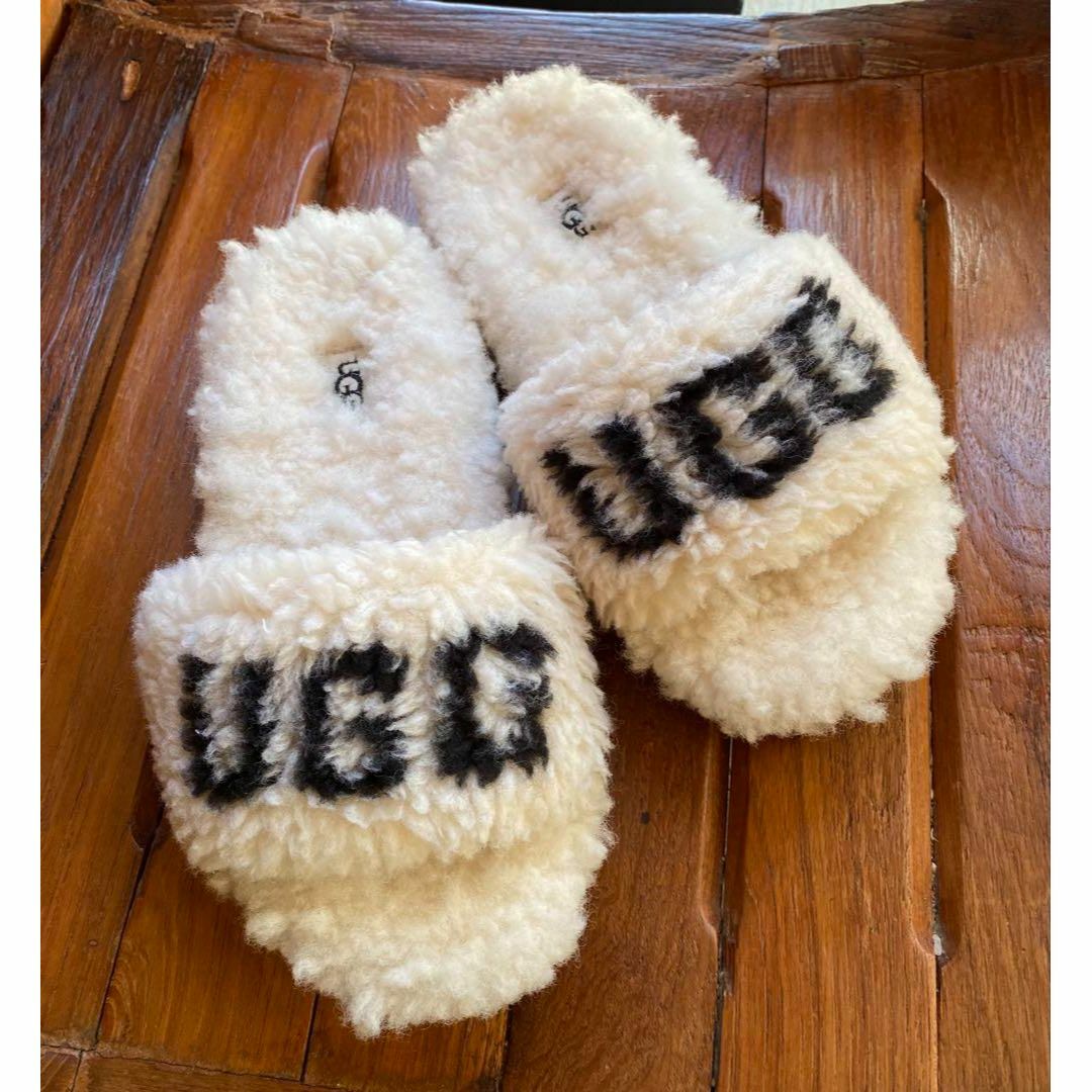 UGG - 激レア✨②超美品✨22靴下〜23素足履✨UGG✨コゼッタ✨カーリー