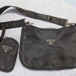 PRADA（ショルダーバッグ）のフリマアイテム一覧
