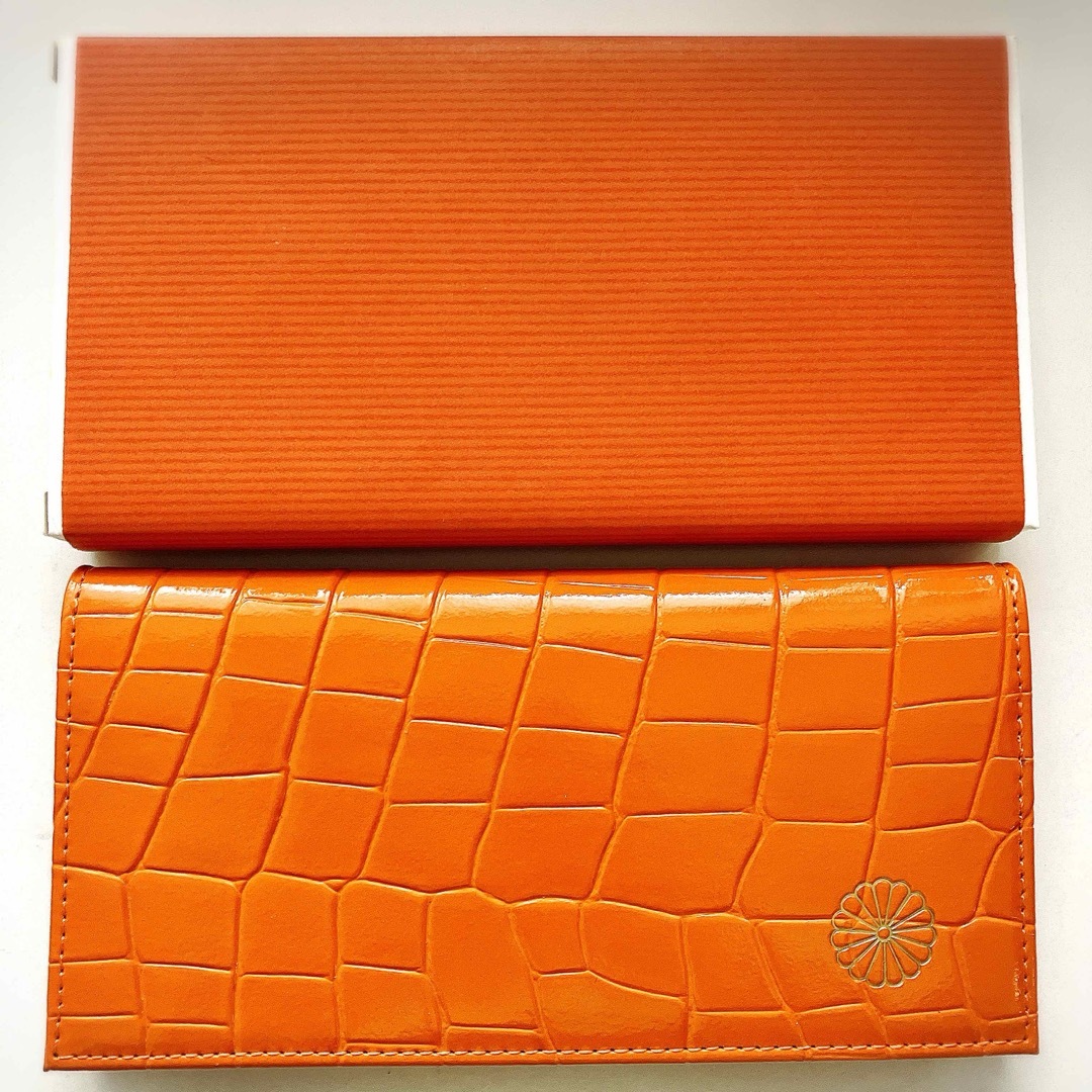 皇居 本丸 売店 購入 新作 鰐 クロコ 型押し 本革 牛革 長財布 金運の