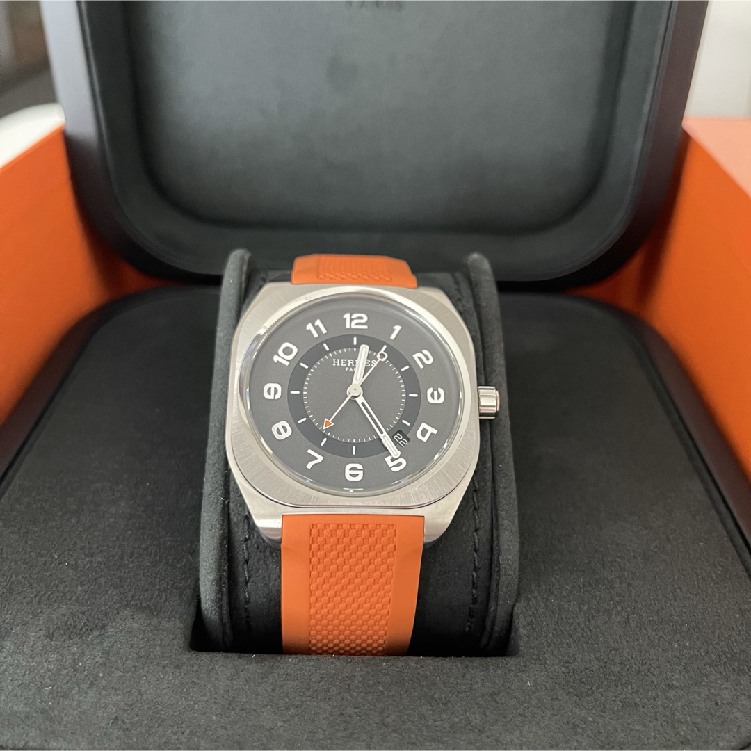 HERMES - 新品❣️エルメス 腕時計 《エルメス H08》 42 mm オレンジ