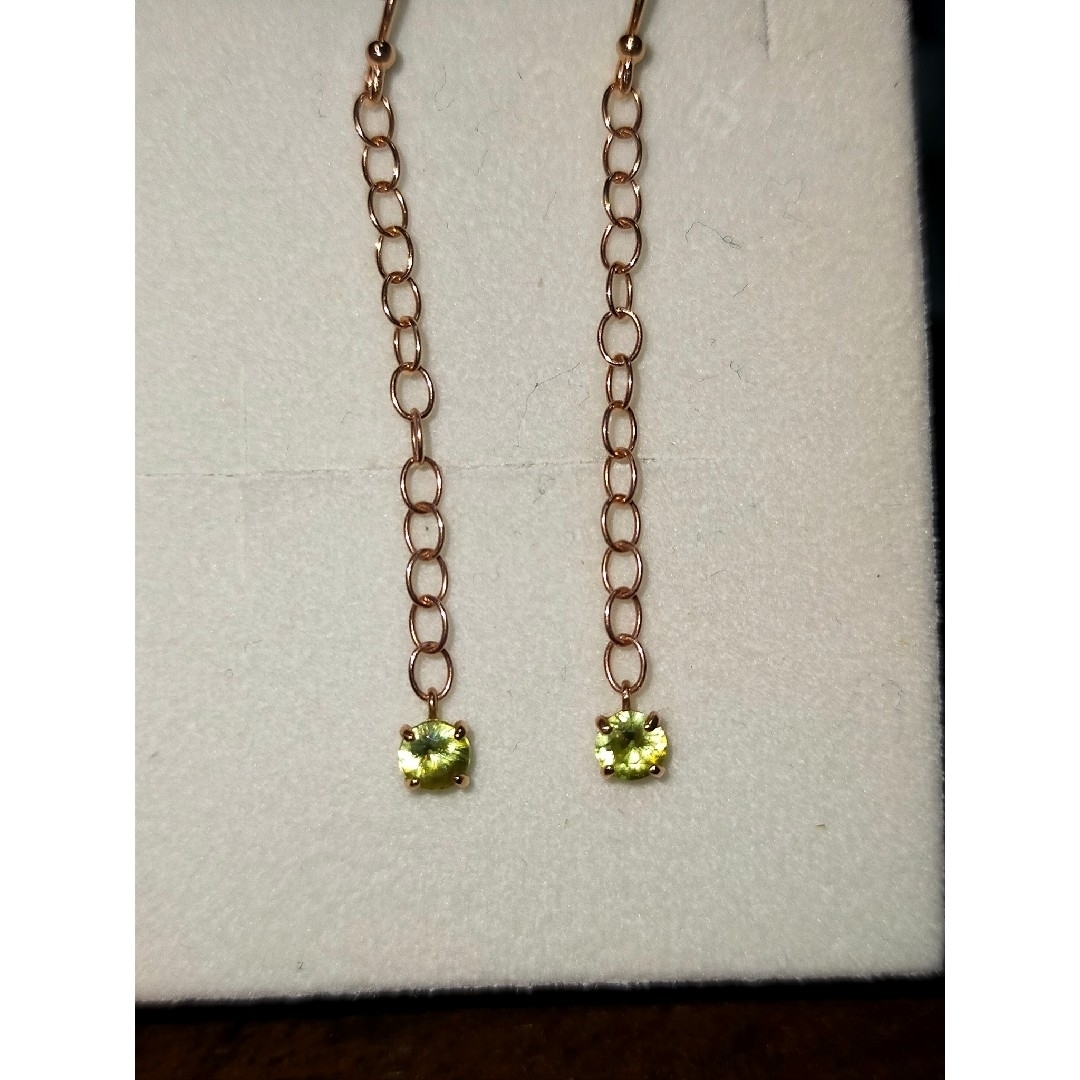 スフェーン ピアス チャームの通販 by パリパリ｜ラクマ