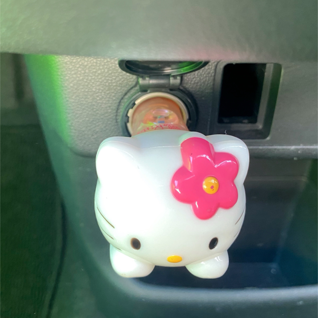 サンリオ - レア︎❤️ハローキティ︎ ❤️シガーソケットライト 光る