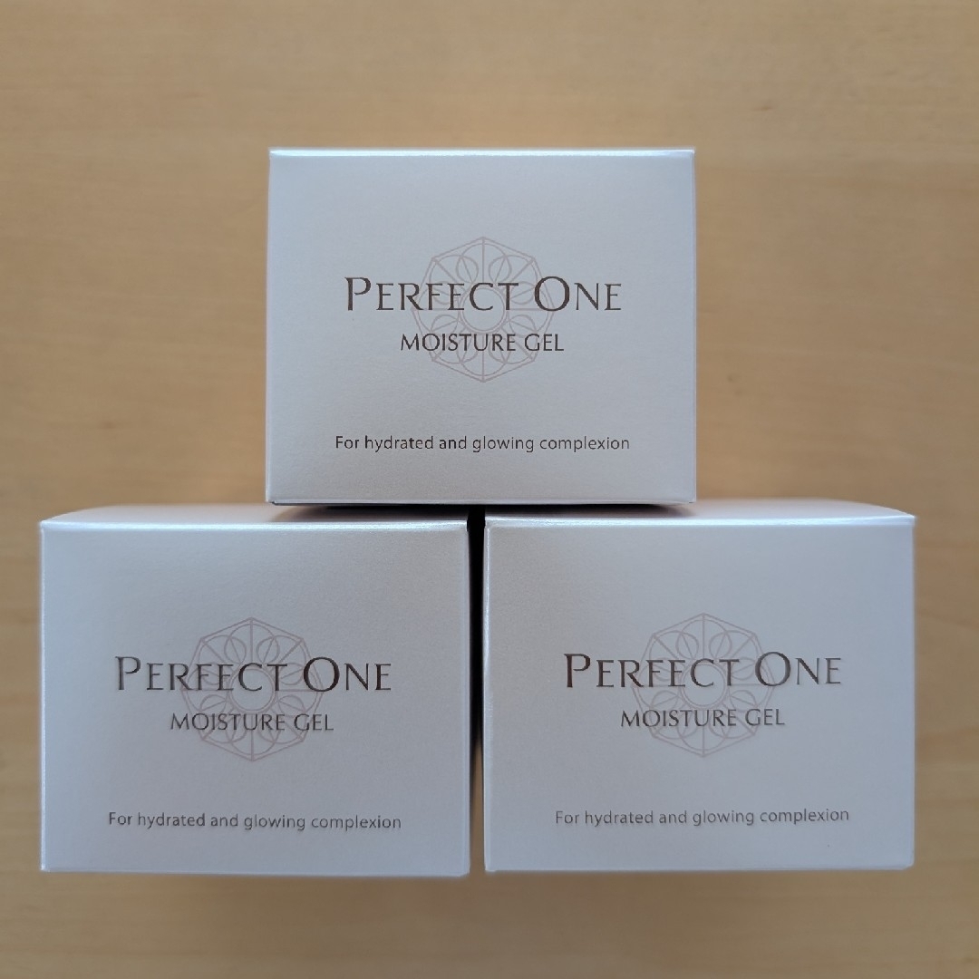 PERFECT ONE - パーフェクトワン モイスチャージェル〈美容液ジェル