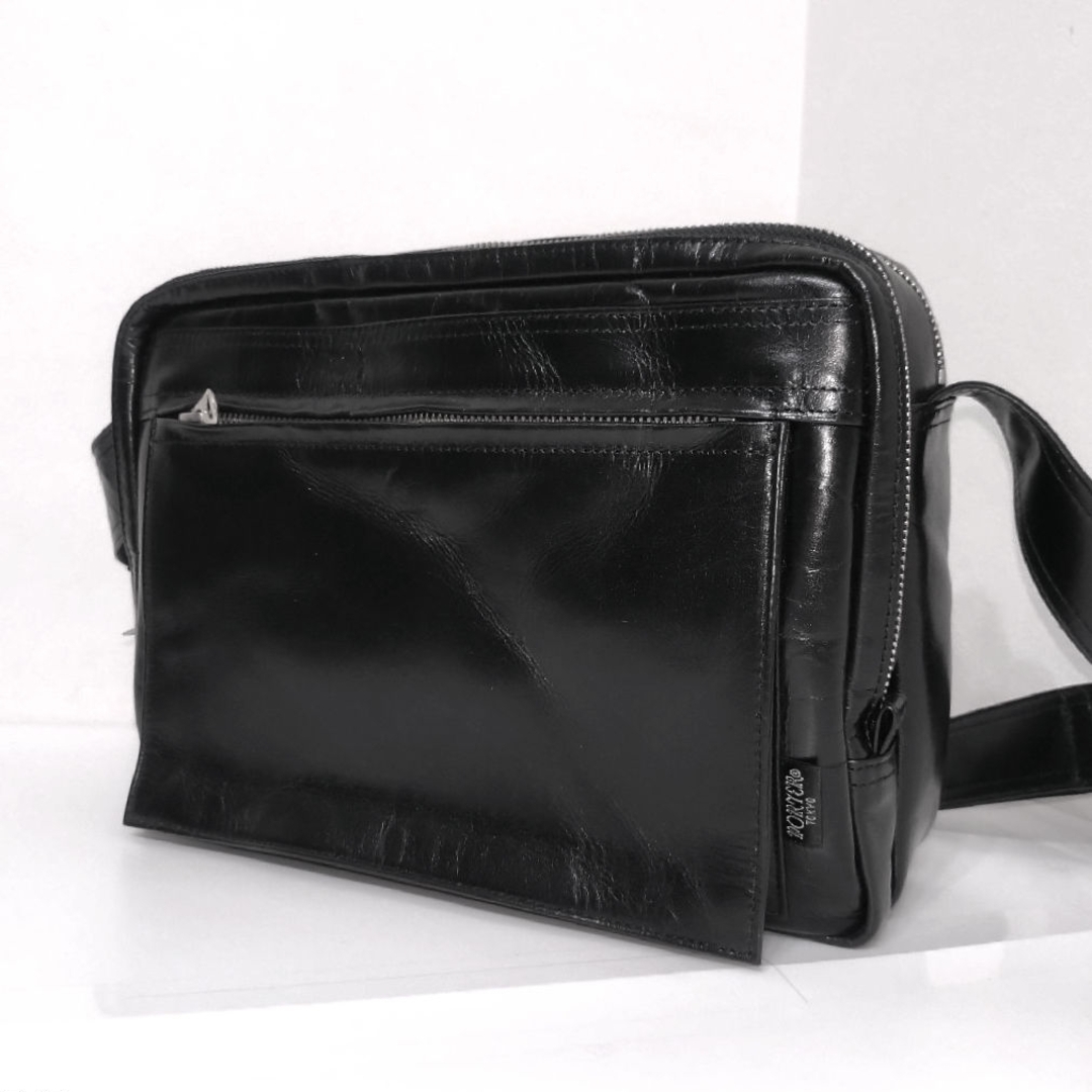 PORTER - ✨未使用級✨PORTER 本革 スクエア ショルダーバッグ