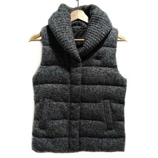 LACOSTE（ダウンベスト）のフリマアイテム一覧