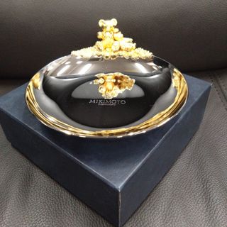 MIKIMOTO（小物入れ ・ ゴールド/金色系）のフリマアイテム一覧