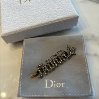 Dior（ヘアピン）のフリマアイテム一覧