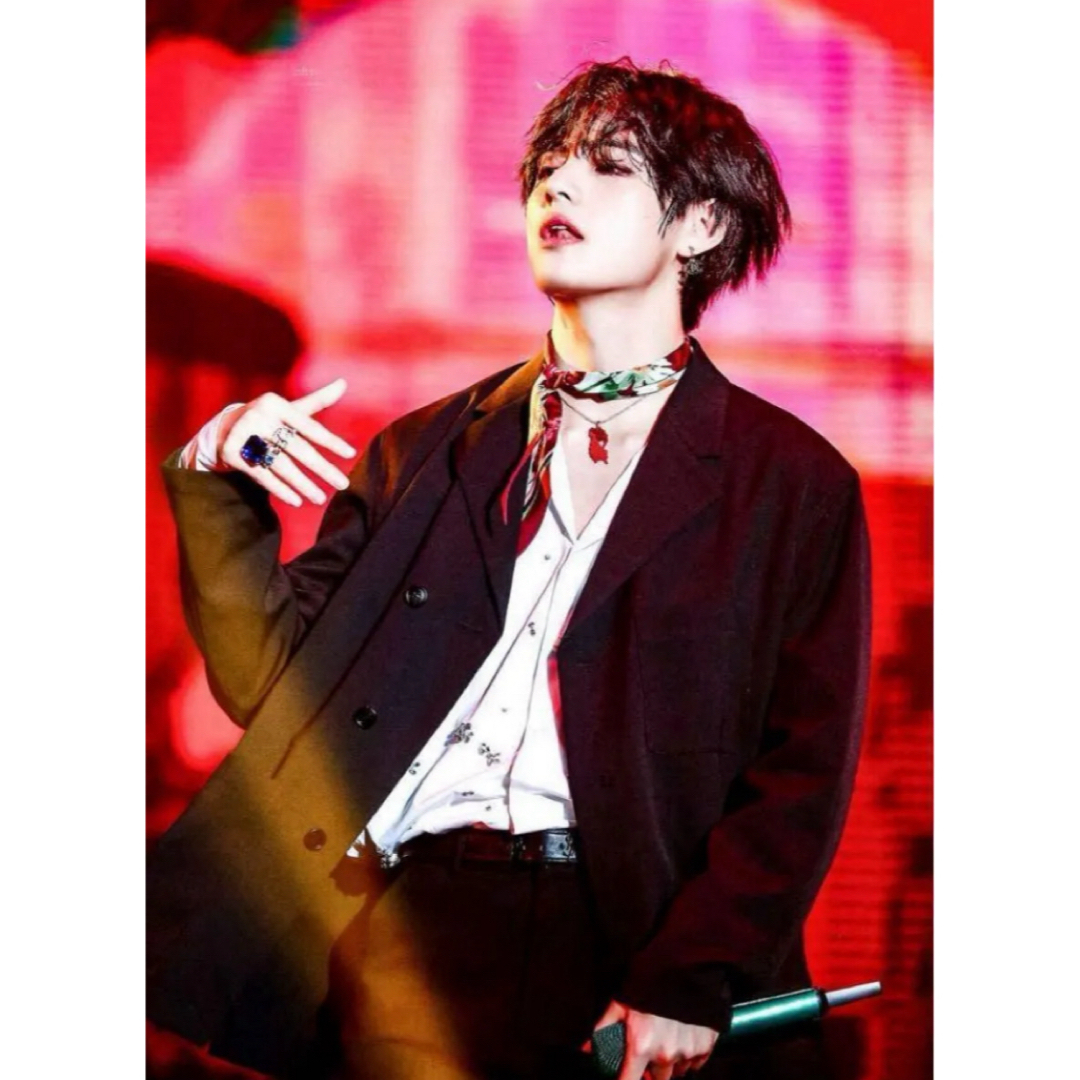 GUCCI - グッチ ネックボウ 花柄 スカーフ BTS テテの通販 by マハロ