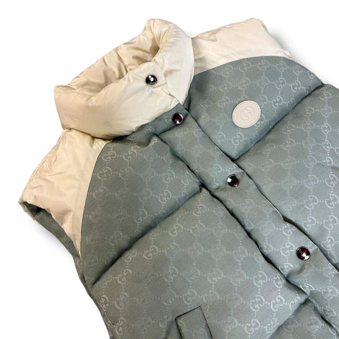 GUCCI - 【美品】GUCCI GGスプリーム ダウンベスト 40サイズ