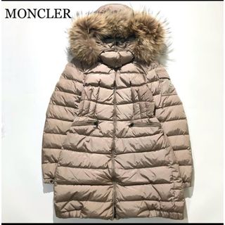 MONCLER（ダウンコート ・ ベージュ系）のフリマアイテム一覧