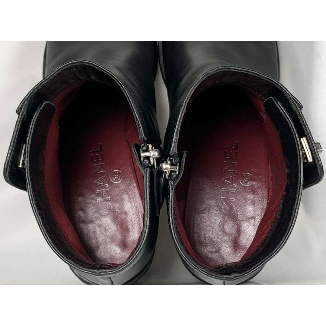 CHANEL - 【正規】極美品 シャネル CHANEL ターンロック ショート