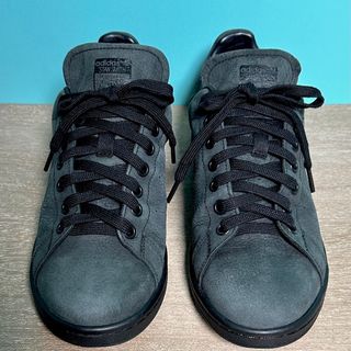 adidas（グレー/灰色系）のフリマアイテム一覧